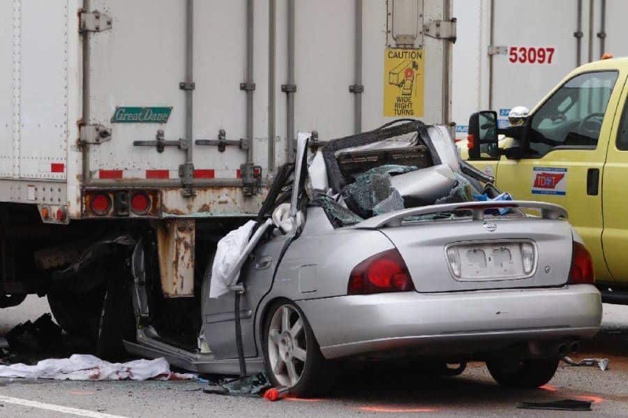 Side Underride 18-Wheeler Truck Accident Decapitates Car Drivers