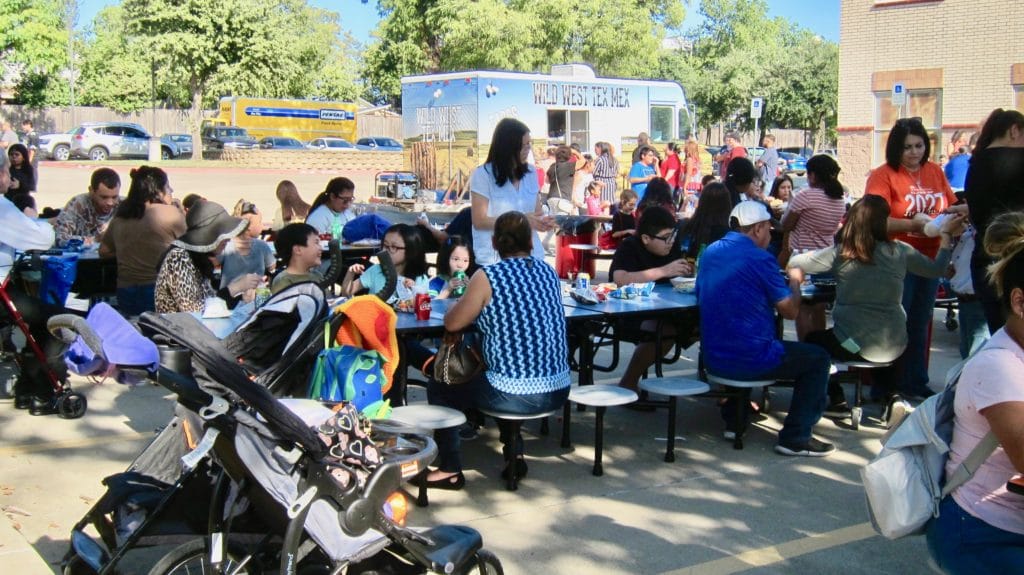 Parents and Students at Medrano Elementary School Carnival Enjoy Lunch Donated by Vehicle Safety Lawyer Todd Tracy